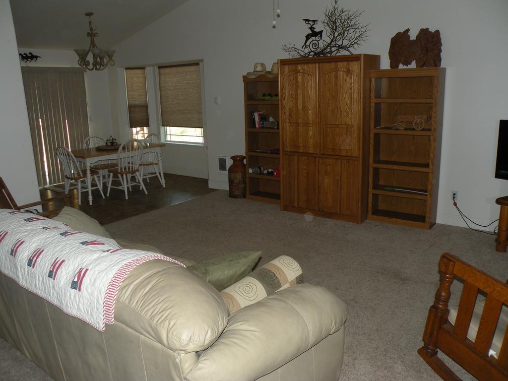 Cozy Cabin Lapine ลาปีน ภายนอก รูปภาพ